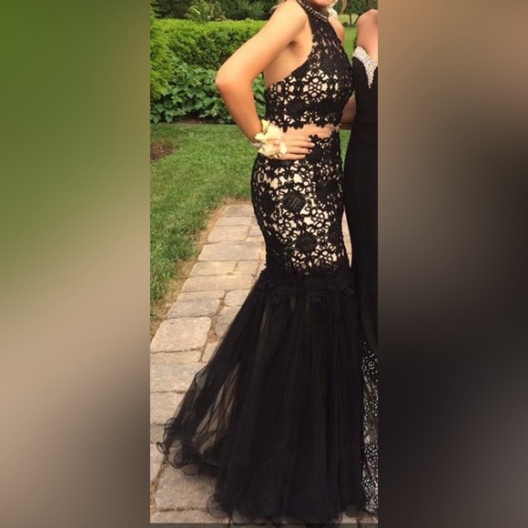 Black and Ivory Lace Prom Dress - Picture 2 of 4